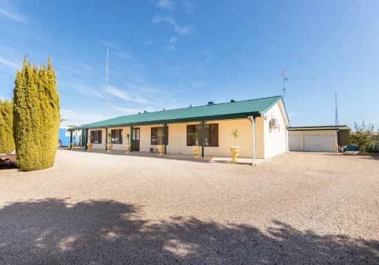 49 East Tce, Wallaroo, SA 5556