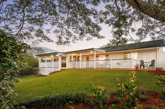 49 Gilruth Road, Kenmore, Qld 4069