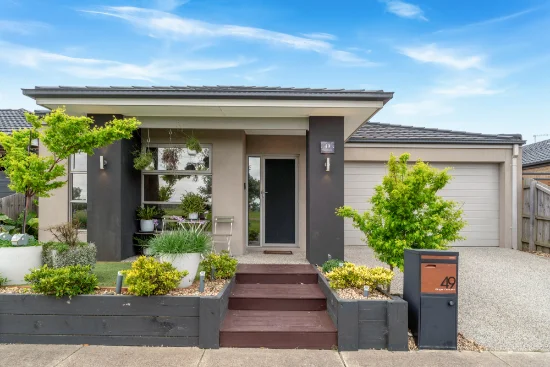 49 Ginger Crescent, Mickleham, Vic 3064 - For Sale