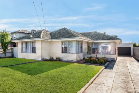 49 Hamlyn Avenue, Hamlyn Heights, Vic 3215