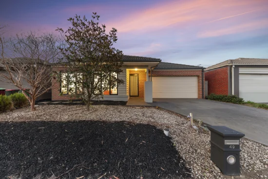 49 Linden Tree Way, Cranbourne North, Vic 3977