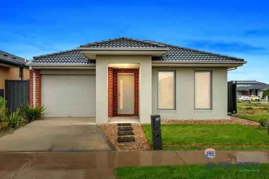 49 Pintail Drive, Melton South, Vic 3338