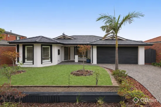 49 Rodlarni Crescent, Berwick, Vic 3806