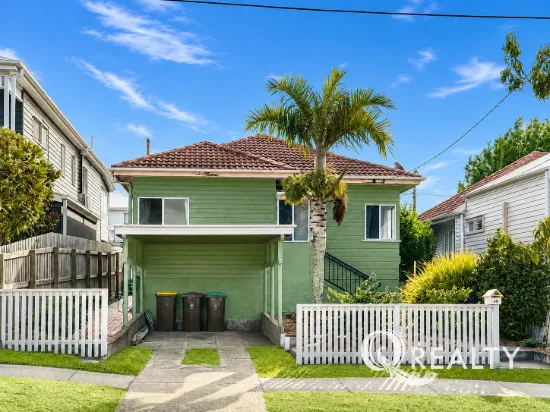 49 Shelley St, Cannon Hill, Qld 4170