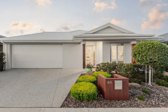 49 Spirit Crescent, Armstrong Creek, Vic 3217