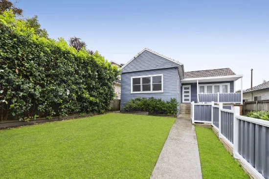 49 Wakehurst Parkway, Seaforth, NSW 2092