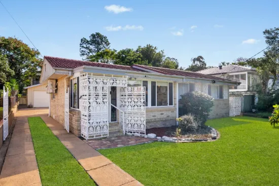 49 Whitehead Road, The Gap, Qld 4061