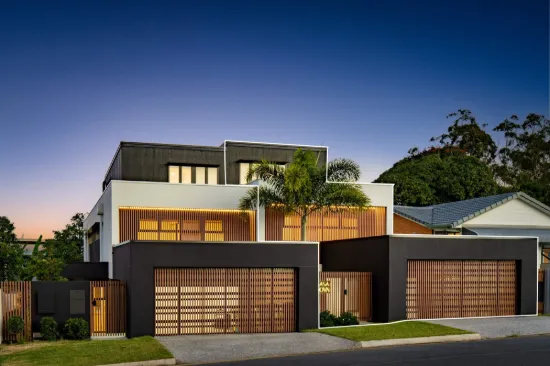 4A Cooper Parade, Southport, Qld 4215