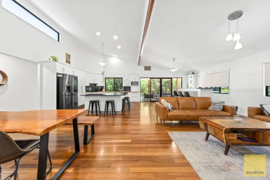 4A Crinum Crescent, Emerald, Qld 4720 - For Sale