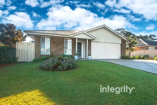 4a Regelia Parade, Worrigee, NSW 2540