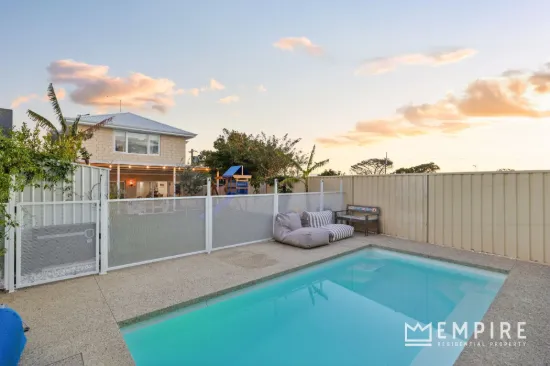 4a Warren Street, Beaconsfield, WA 6162