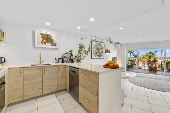 5/10-12 KALINDA Avenue, Mooloolaba QLD 4557-Image