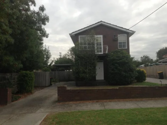 5/13 Rae Street, Chadstone, Vic 3148 - For Rent
