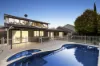 5/9 Greenview Close, Dingley Village, Vic 3172-Image