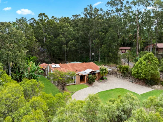 5 Akama Court, Mudgeeraba, Qld 4213