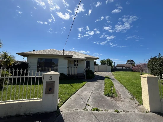 5 Alamein Court, Traralgon, Vic 3844