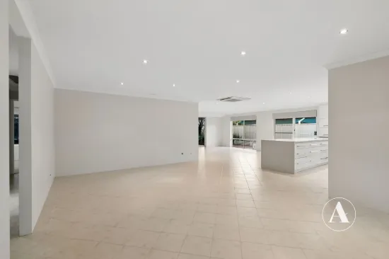 5 Alpina Bend, Canning Vale, WA 6155-Image