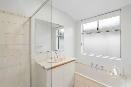 5 Alpina Bend, Canning Vale, WA 6155-Image