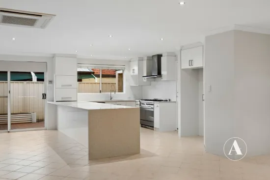 5 Alpina Bend, Canning Vale, WA 6155-Image