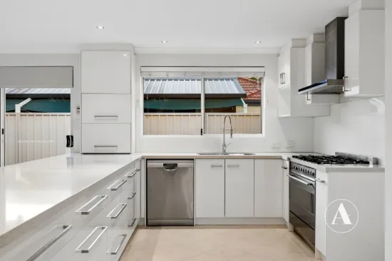 5 Alpina Bend, Canning Vale, WA 6155-Image