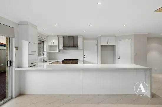 5 Alpina Bend, Canning Vale, WA 6155-Image