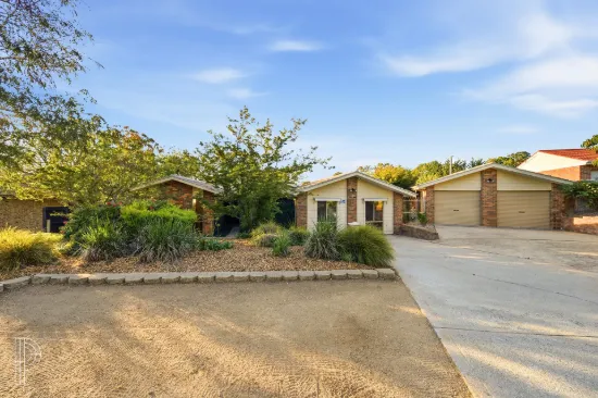 5 Andrew Crescent, Calwell, ACT 2905