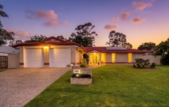 5 Arlington Drive, Arana Hills QLD 4054-Image