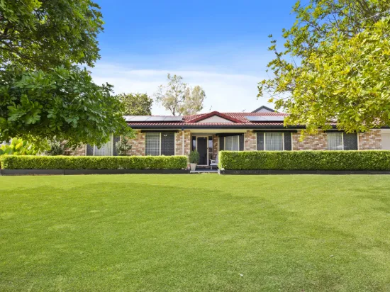 5 Armagh Street, Ormiston, Qld 4160