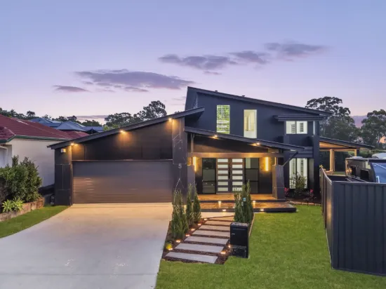 5 Ash Avenue, Springfield Lakes, Qld 4300