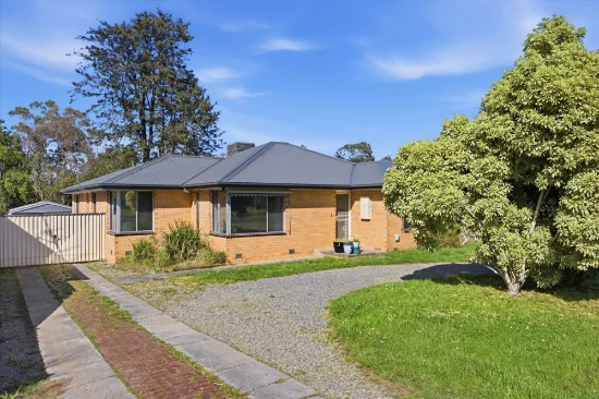 5 Balcombe Avenue, Mooroolbark VIC 3138-Image