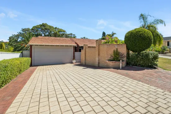 5 Banff Court, Duncraig, WA 6023