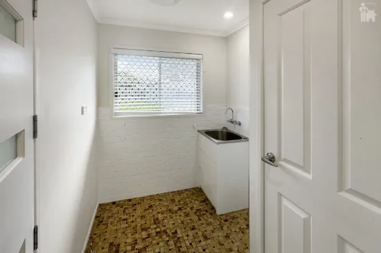 5 Banksia Street, Point Vernon, Qld 4655-Image