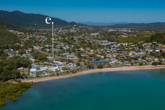 5 Beach Road, Cannonvale, Qld 4802