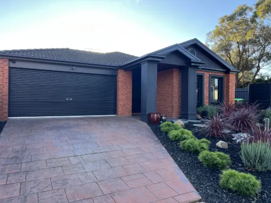 5 Beal Place, Mornington, Vic 3931