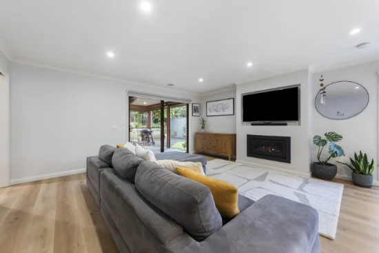 5 Belmont Crescent, Pakenham, Vic 3810-Image