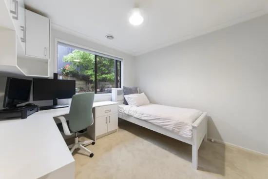 5 Belmont Crescent, Pakenham, Vic 3810-Image