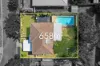 5 Blaxland Avenue, Paradise Point, Qld 4216-Image