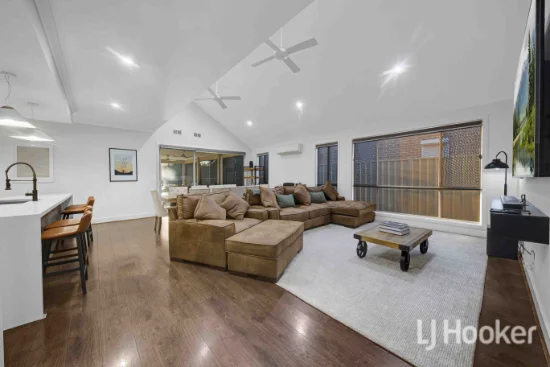 5 Bloom Avenue, Kurunjang, Vic 3337