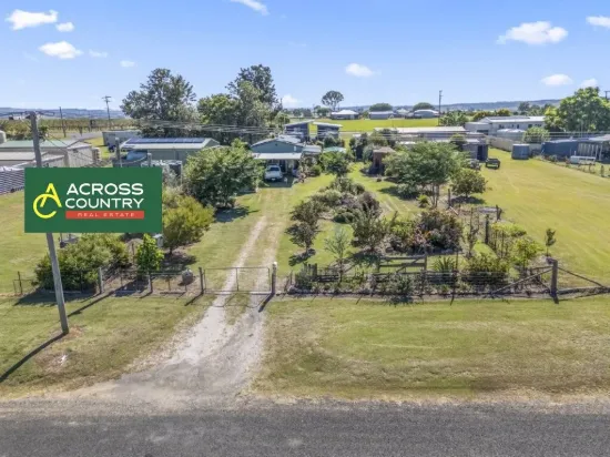 5 Bond Street, Moffatdale, Qld 4605