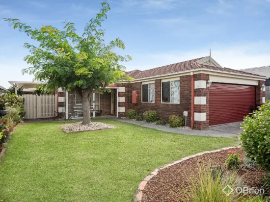 5 Bradley Way, Cranbourne West, Vic 3977