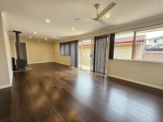 5 Brentwood Grove, Werrington Downs, NSW 2747