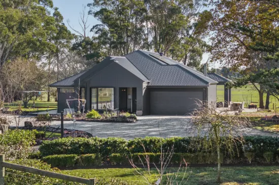5 Carlsruhe Cemetery Road, Carlsruhe, Vic 3442