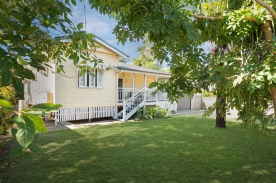 5 Cay Street, Saunders Beach, Qld 4818
