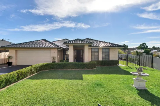 5 Cedar Wattle Close, Aberglasslyn, NSW 2320