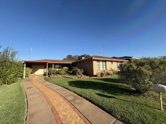 5 Chelsea Crescent, Forbes, NSW 2871