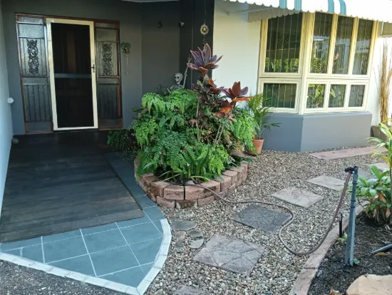 5 chiquita avenue, Rasmussen, Qld 4815