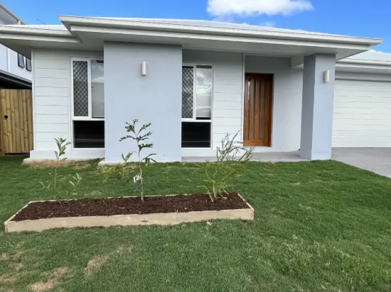 5 Clyde Cl, Nirimba, Qld 4551