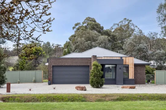 5 Codrington Street, Newstead, Vic 3462