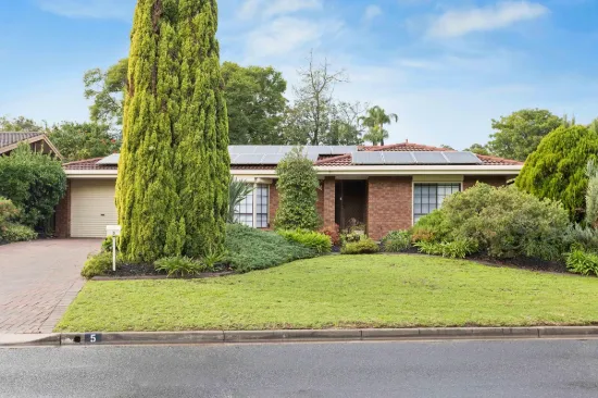 5 De Castella Avenue, Wynn Vale, SA 5127