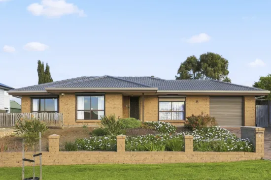 5 Deykin Street, Goolwa Beach, SA 5214